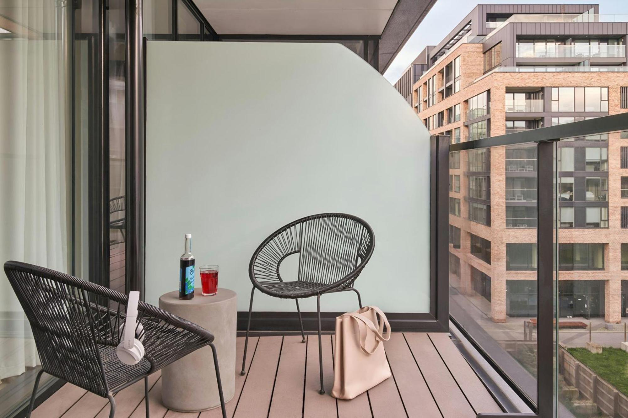 Sonder By Marriott Bonvoy Britain Quay Apartments Grand Canal Square - Dublin — Photos 3